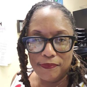 Meet your Posher, Diane